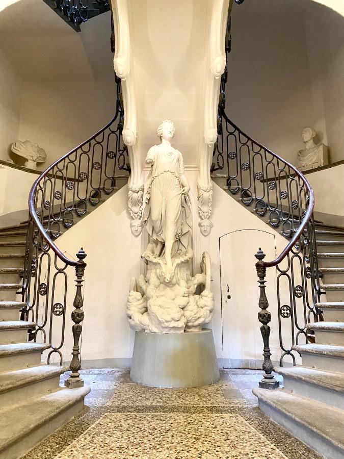 Palazzovilla Historic Building Luxury Suite Florence Luaran gambar