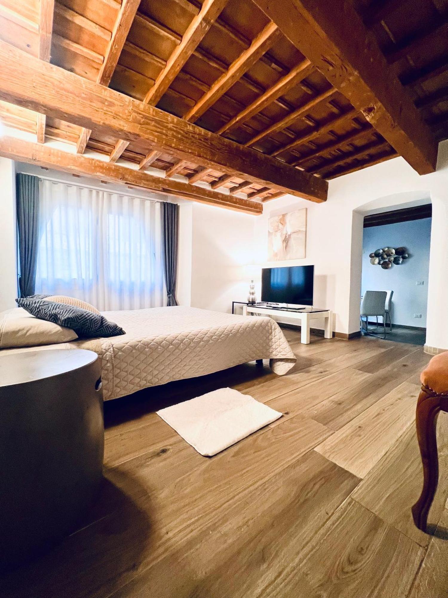 Palazzovilla Historic Building Luxury Suite Florence Luaran gambar